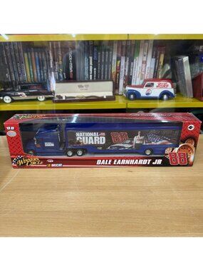 2008 Winners Circle Dale Earnhardt Jr #88 National Guard NASCAR 1:64 Trailer Rig